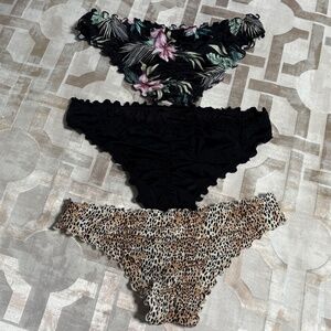 Shade & Shore Ruffle Cheeky Bikini Bottom Bundle of 3, Size S